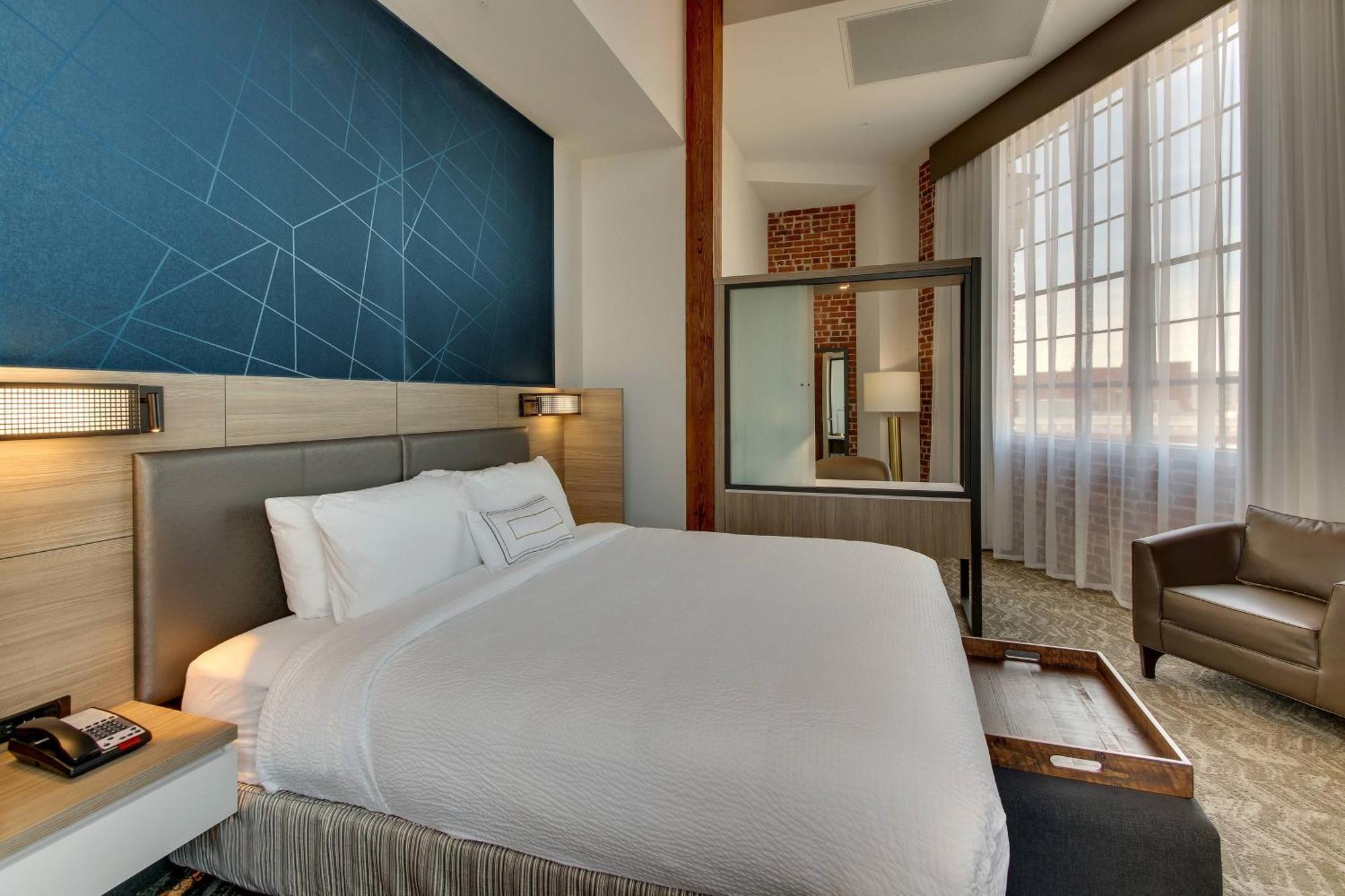 Springhill Suites By Marriott Montgomery Downtown Екстериор снимка