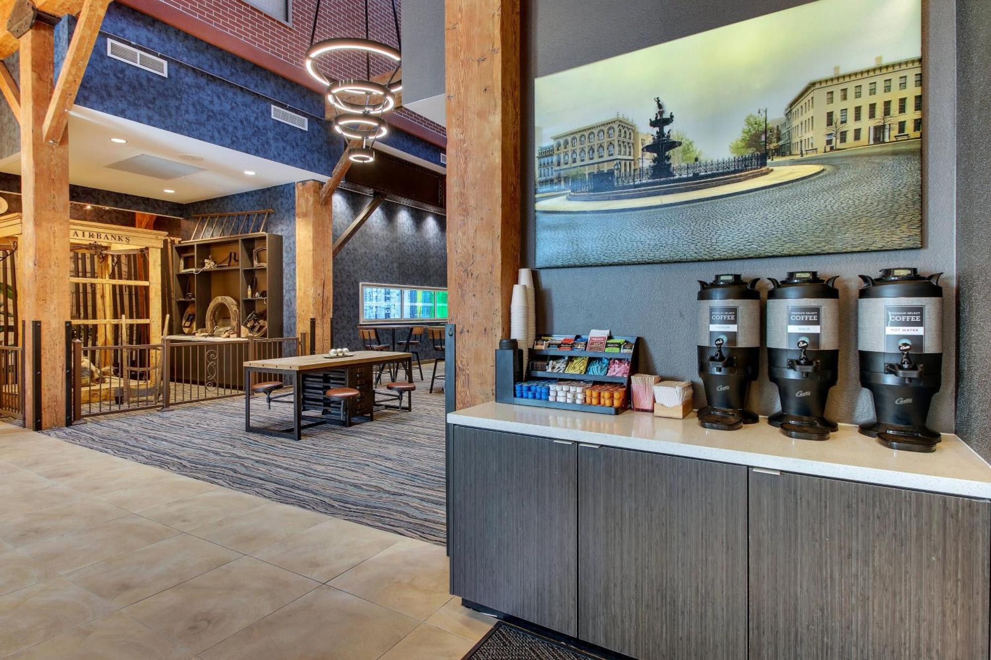 Springhill Suites By Marriott Montgomery Downtown Екстериор снимка